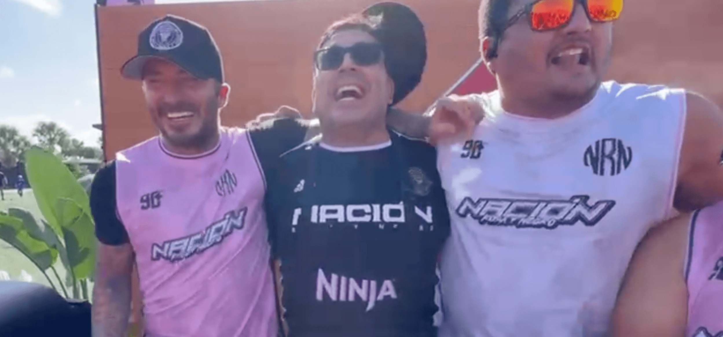 Nación Rosa y Negro no estádio