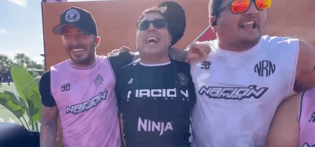 Nación Rosa y Negro no estádio