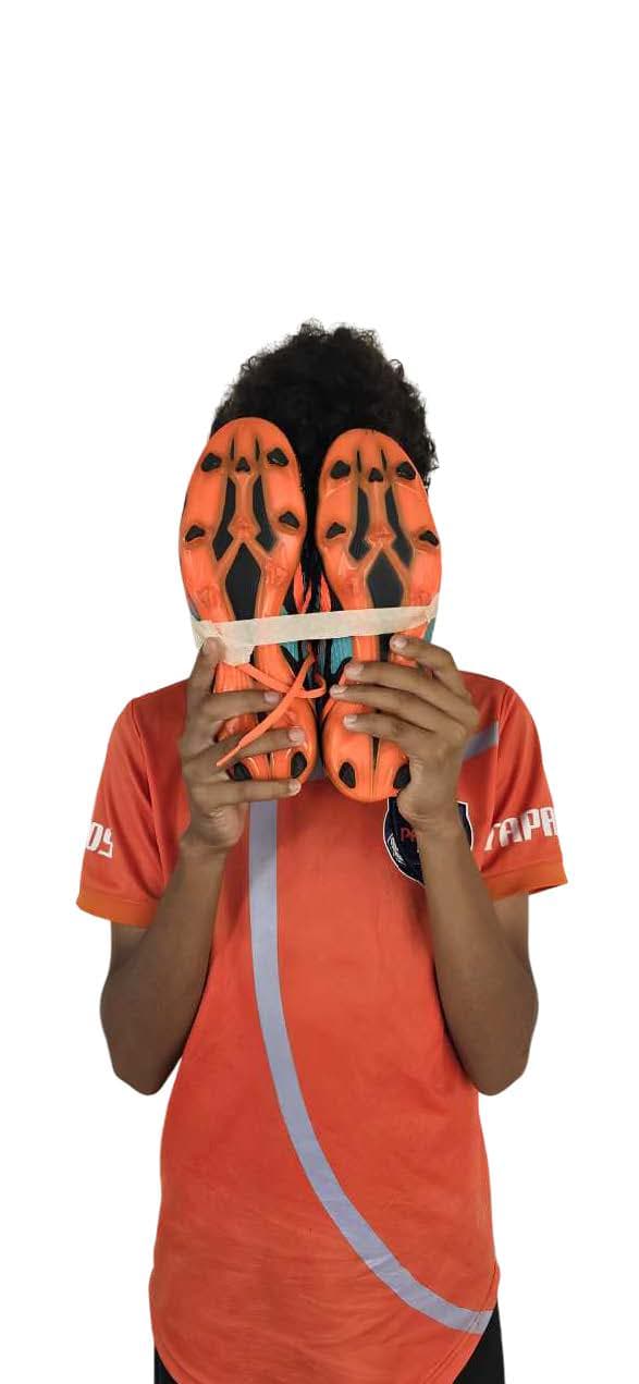 Chuteiras prontas para doação