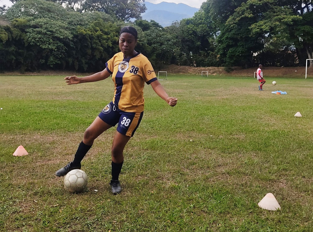 FutbolTech-Transforming-Lives-through-Soccer,-English-Education,-and-Technology-04