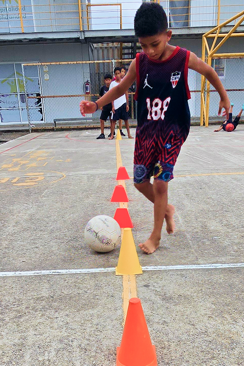 FutbolTech transforms young lives 05